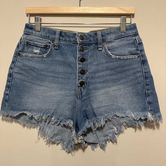 Abercrombie & Fitch Pants - Abercrombie & Fitch High Rise Short Curve Love Size 29